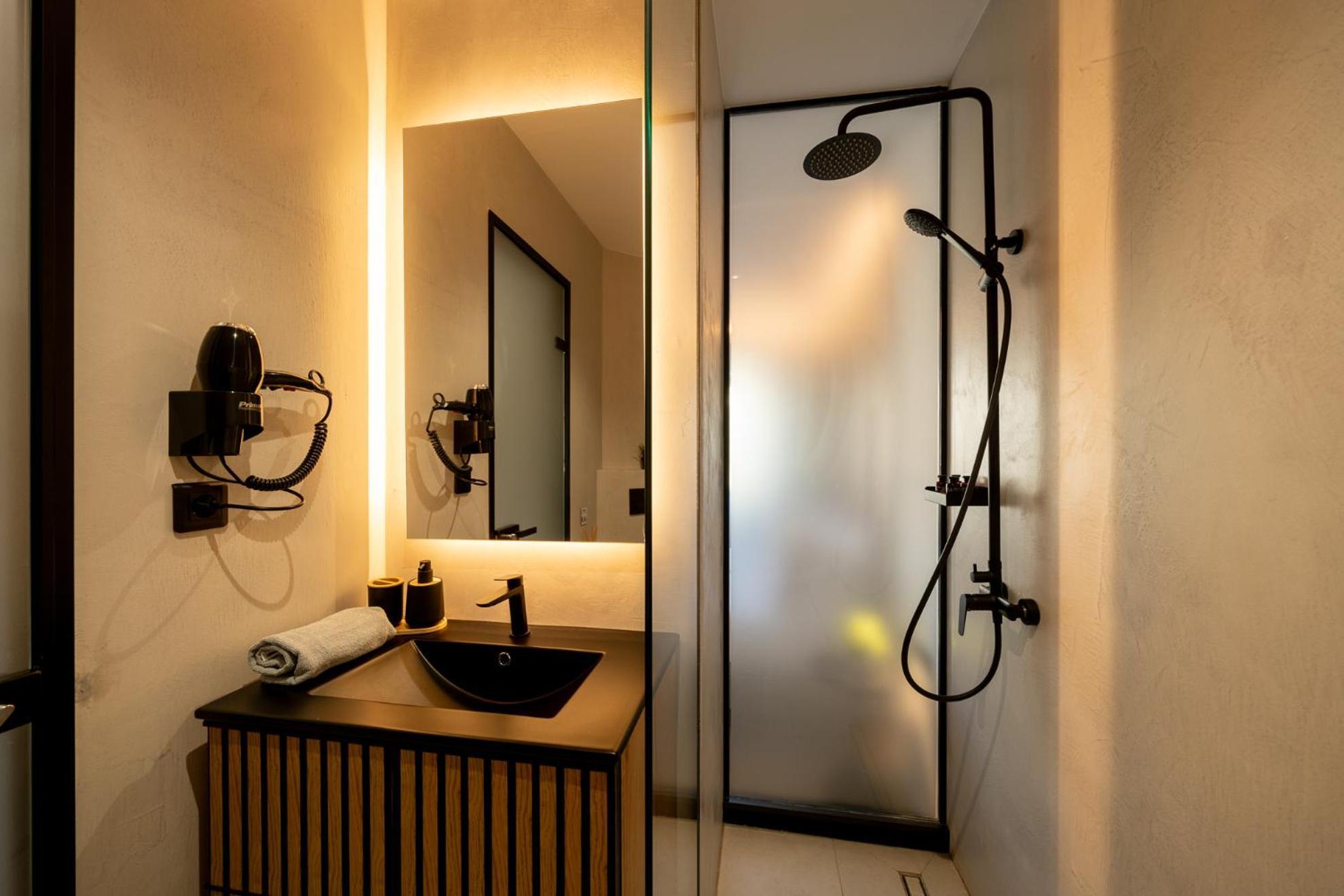 Incorsο - Smart Luxury Stay - Athens Airport - 24Hr Passcode Check In Μαρκόπουλο Εξωτερικό φωτογραφία