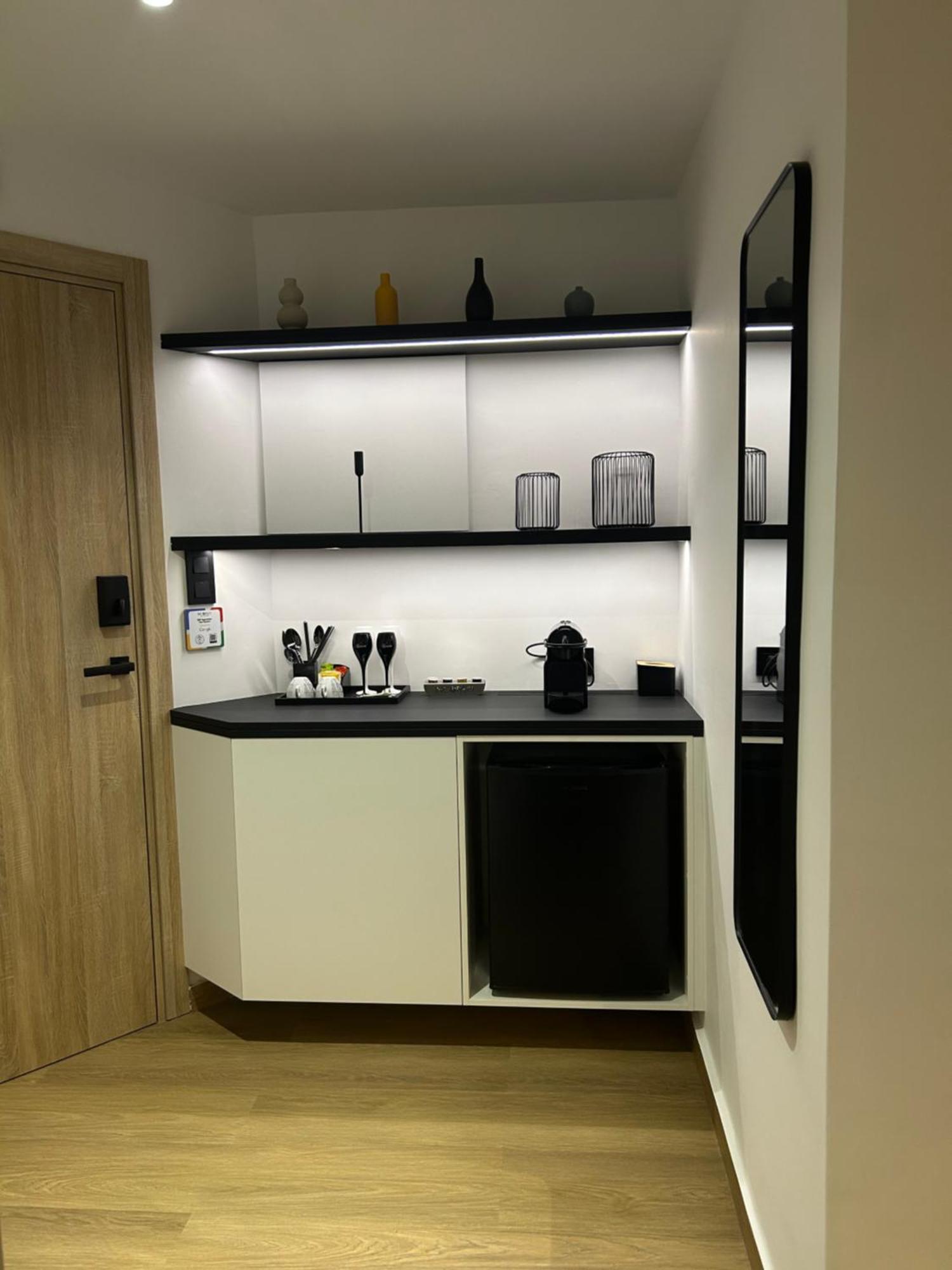 Incorsο - Smart Luxury Stay - Athens Airport - 24Hr Passcode Check In Μαρκόπουλο Εξωτερικό φωτογραφία